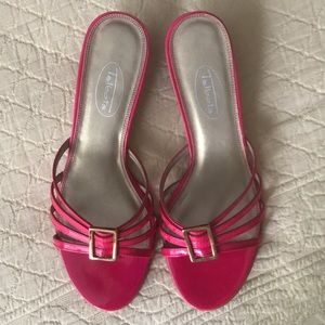 Never Worn Bright Pink Talbots Sz 6.5 1.5”Heels